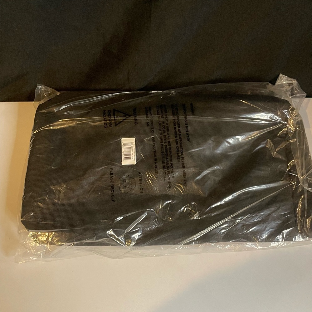 FULL SEND FITNESS DUFFLE BAG - Picture 2 of 5